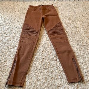 Super Stylish Leggings!